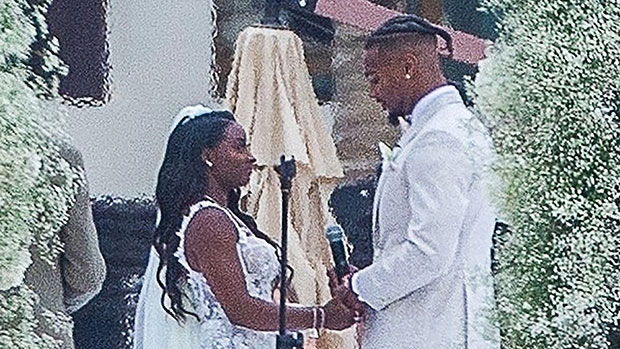 Simone Biles Is Elegant In Lace & Tulle Gown For 2nd Wedding In Cabo To Jonathan Owens: Photos